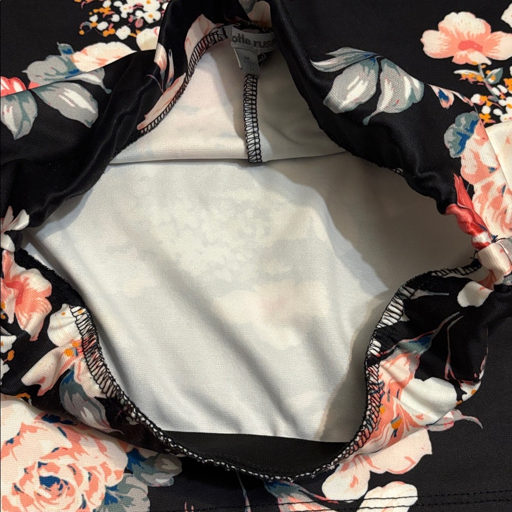 Charlotte Russe floral print skirt in size M - Picture 5 of 8